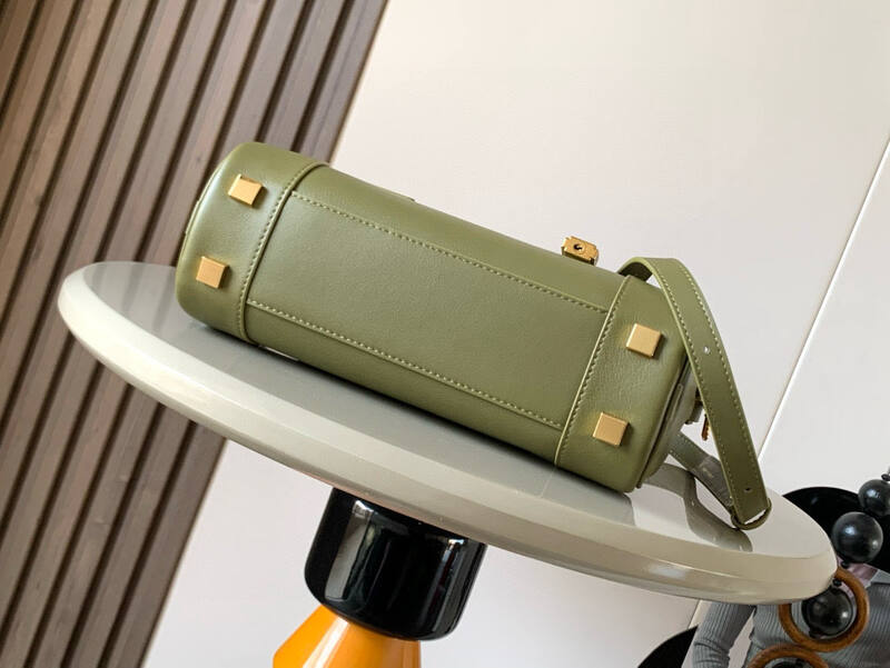 Loewe Green 25x18x10cm shoulder bag — Top Quality Replica