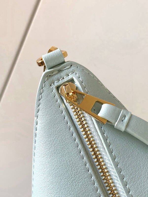 Loewe Blue shoulder bag — Top Quality Replica