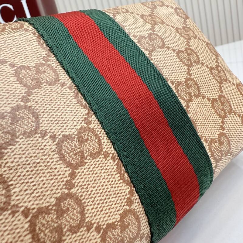 Gucci Beige GG Supreme with Web stripe travel — 1:1 Replica
