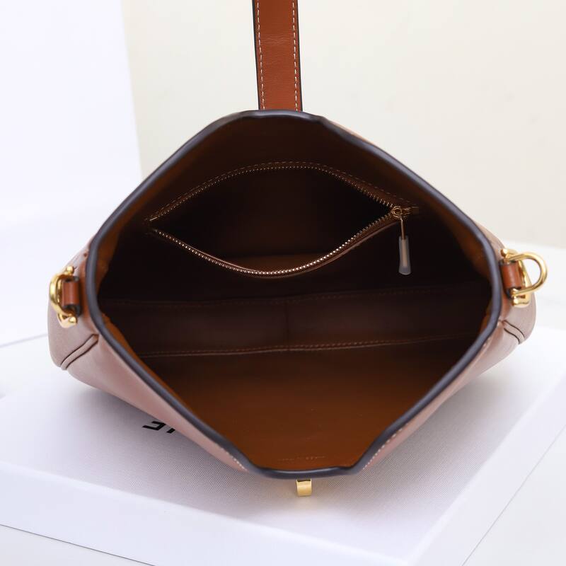 Celine shoulder bag — Top Quality Replica