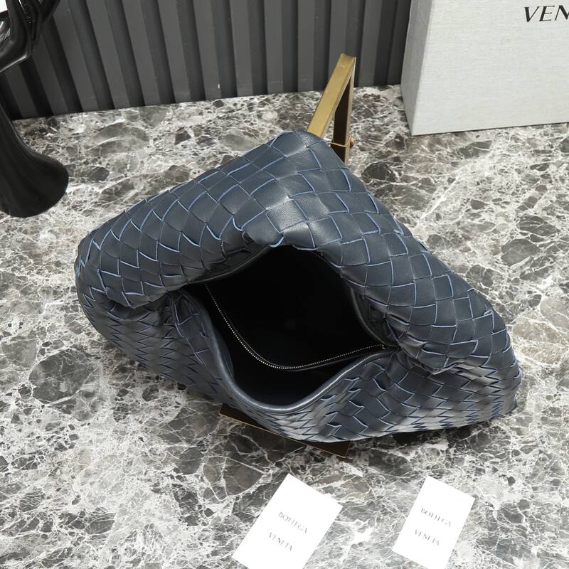 Bottega Veneta Blue 25x18x10cm shoulder bag — AAA Quality Replica