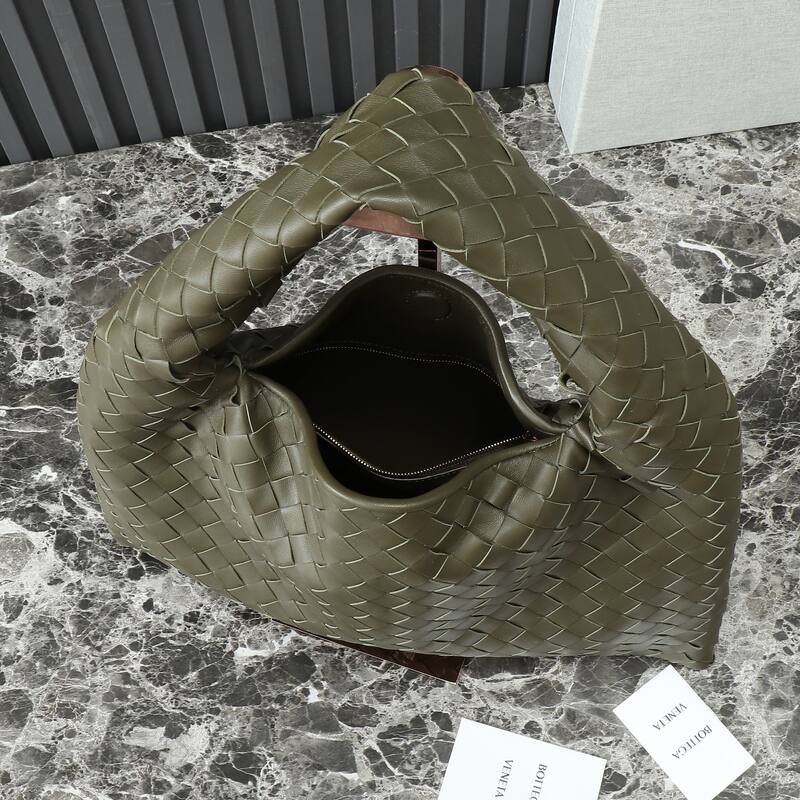 Bottega Veneta Green 25x18x10cm shoulder bag — Top Quality Replica