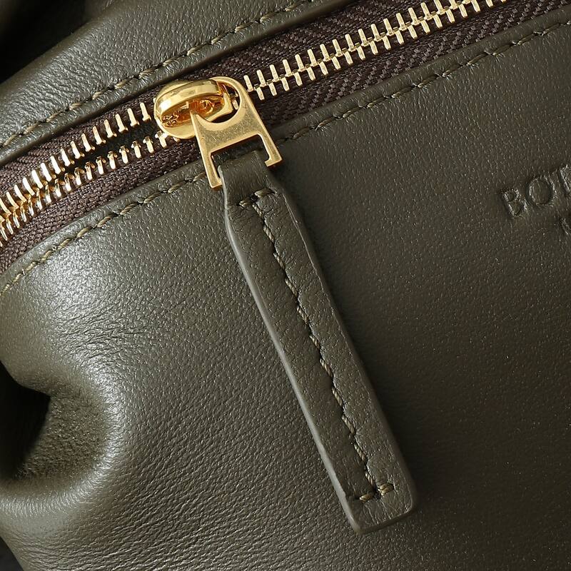 Bottega Veneta Green 25x18x10cm shoulder bag — Top Quality Replica