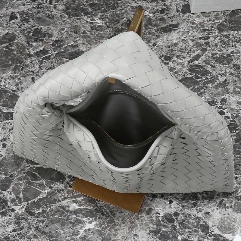 Bottega Veneta Gray 25x18x10cm shoulder bag — Top Quality Replica