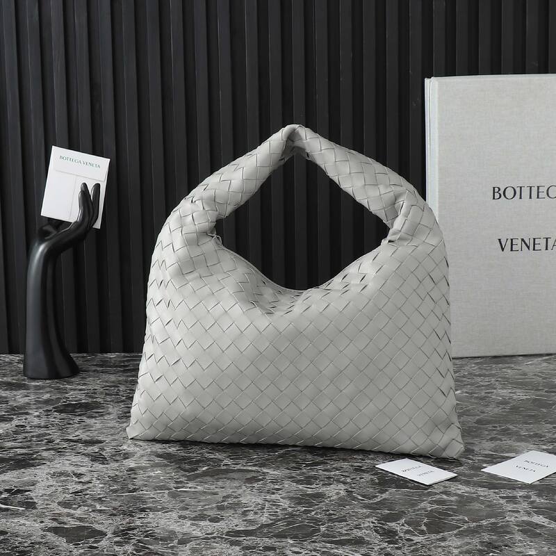 Bottega Veneta Gray 25x18x10cm shoulder bag — Top Quality Replica
