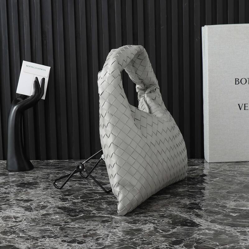 Bottega Veneta Gray 25x18x10cm shoulder bag — Top Quality Replica