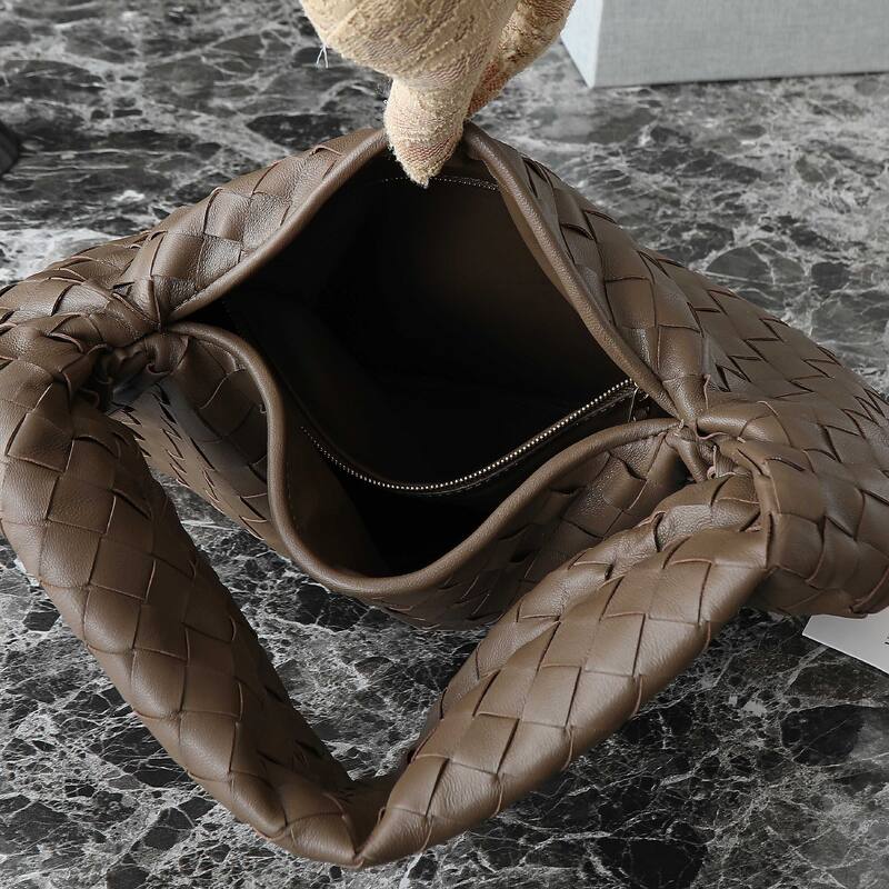 Bottega Veneta Brown 25x18x10cm shoulder bag — AAA Quality Replica