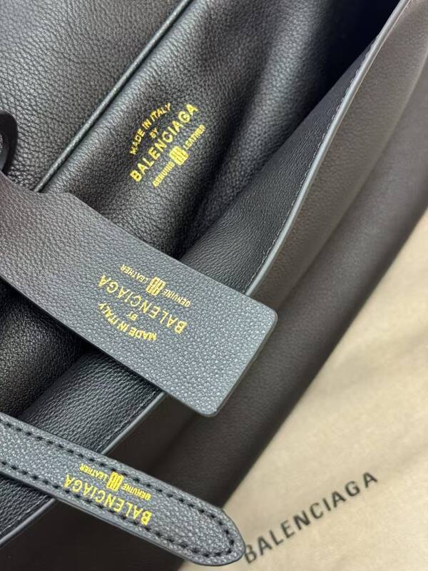 Balenciaga Black 40x30x16cm shoulder bag — Top Quality Replica
