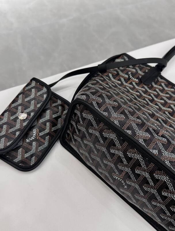 Goyard Black shoulder bag — 1:1 Replica