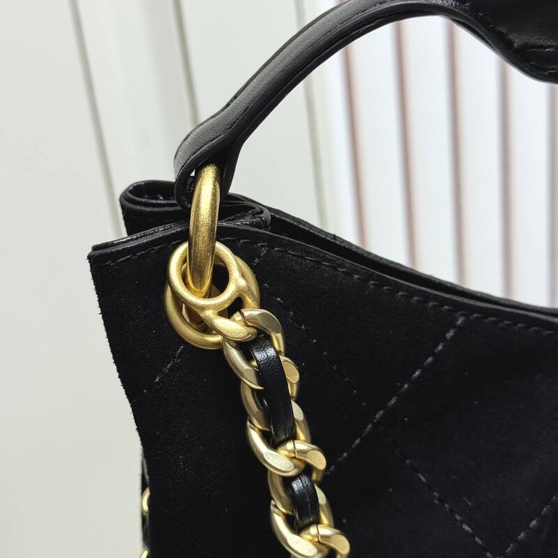 Chanel Black shoulder — Top Quality Replica
