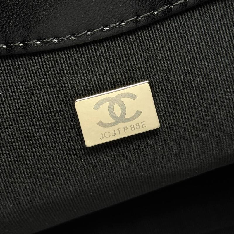 Chanel Black shoulder — Top Quality Replica