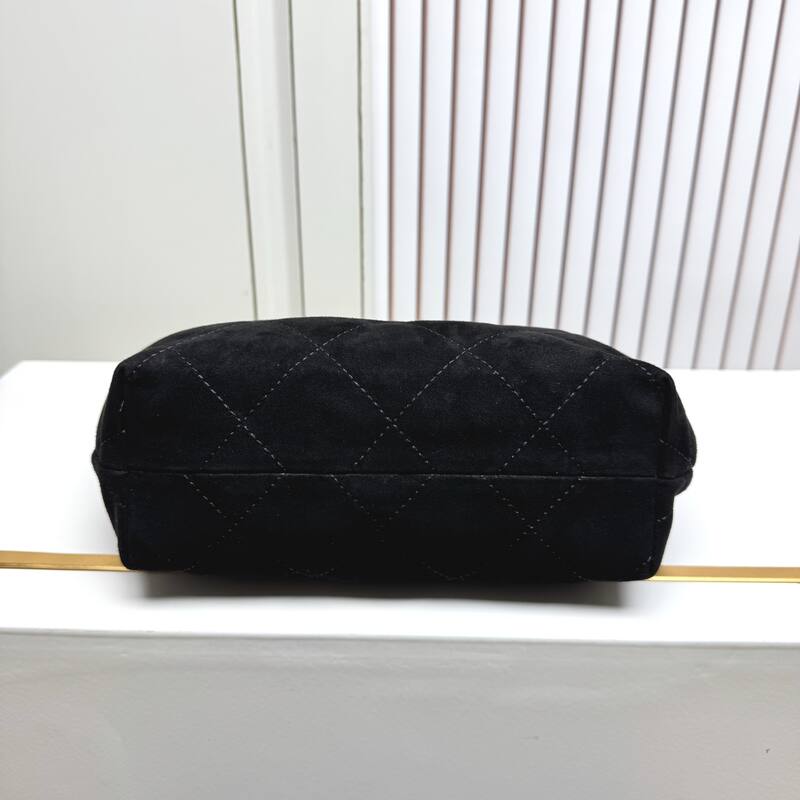 Chanel Black shoulder — Top Quality Replica
