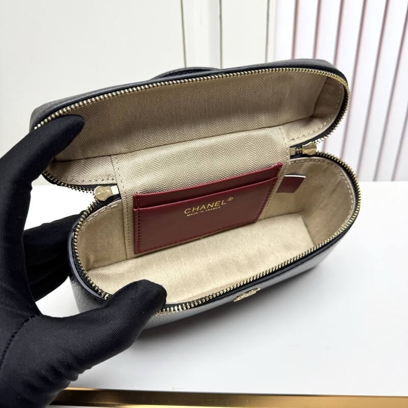 Chanel Black crossbody — Top Quality Replica