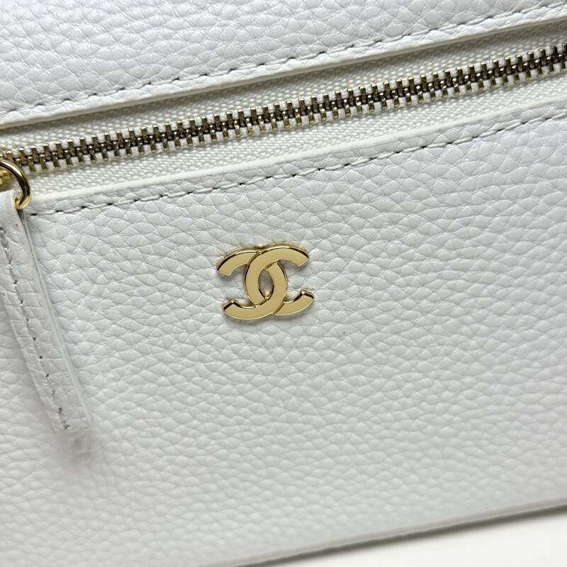 Chanel White crossbody — AAA Quality Replica