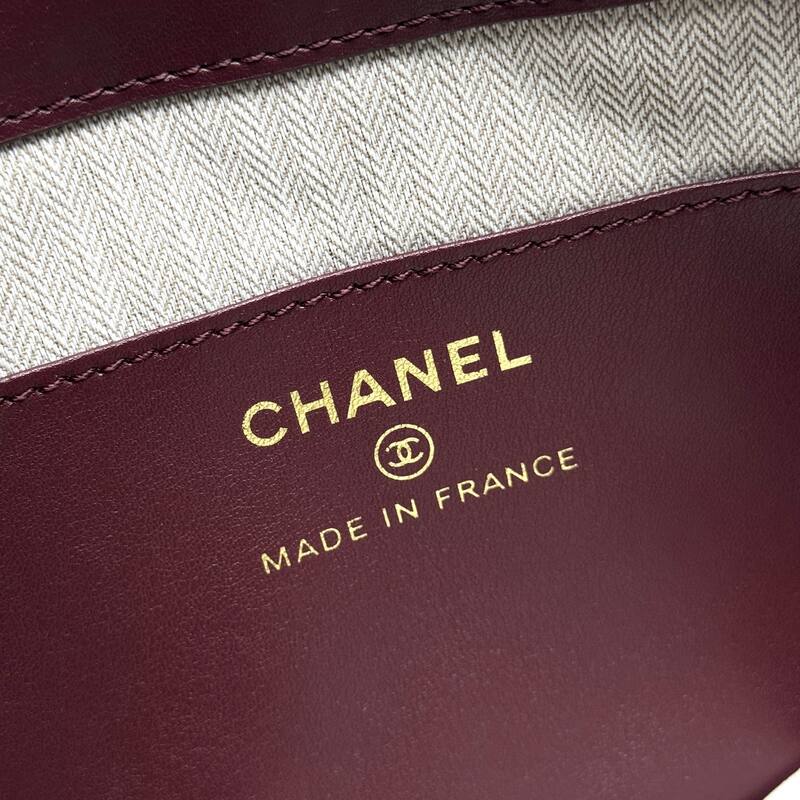 Chanel Black shoulder — Premium Replica