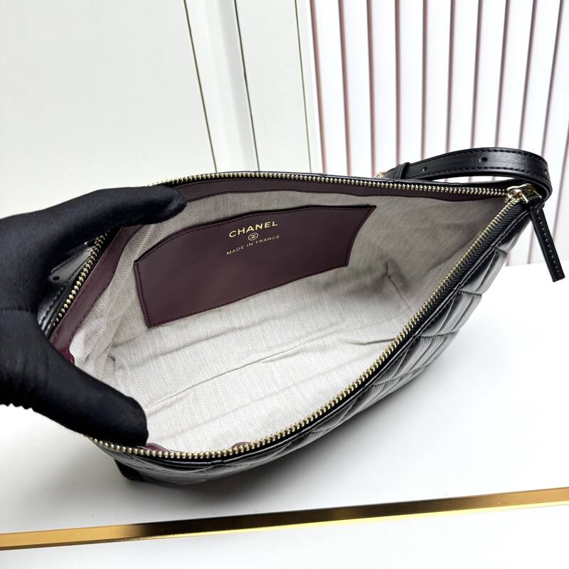 Chanel Black shoulder — Premium Replica