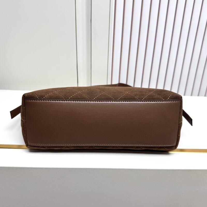Chanel Brown suede shoulder — Top Quality Replica