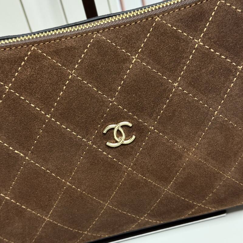 Chanel Brown suede shoulder — Top Quality Replica