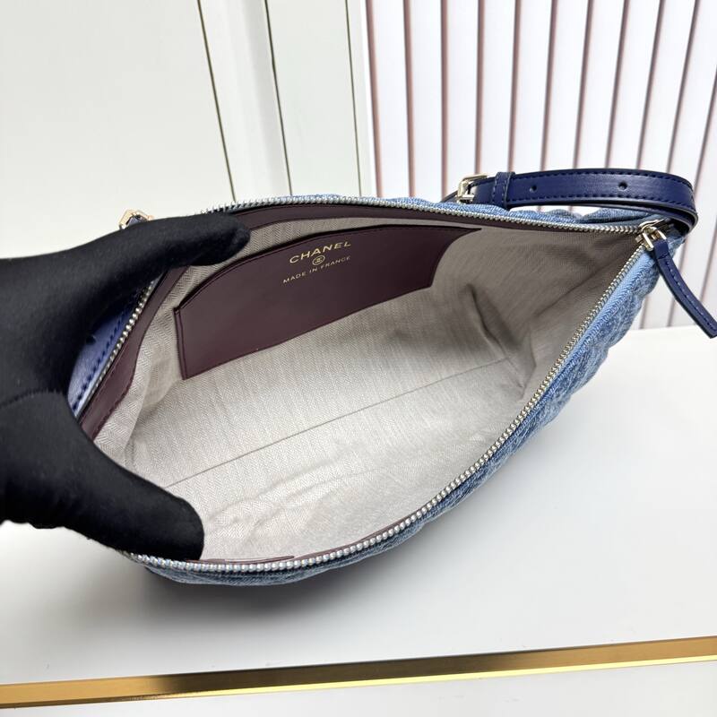 Chanel Blue denim shoulder — AAA Quality Replica