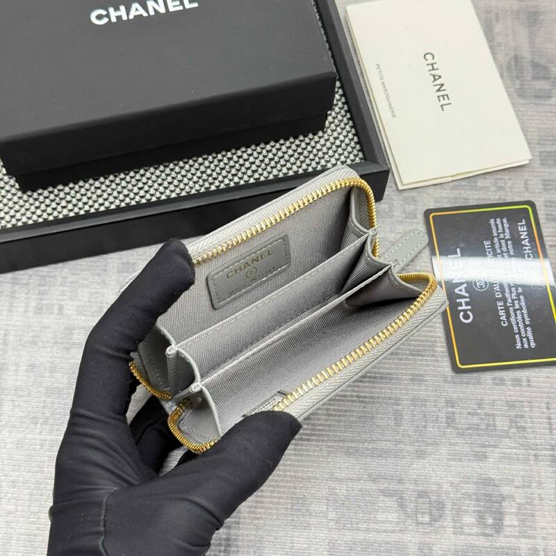 Chanel Light Grey everyday — Premium Replica