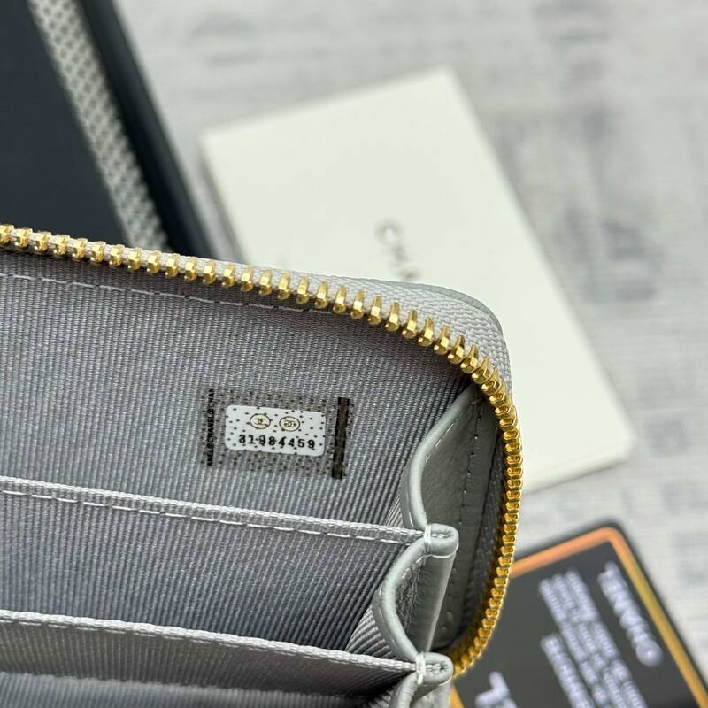 Chanel Light Grey everyday — Premium Replica