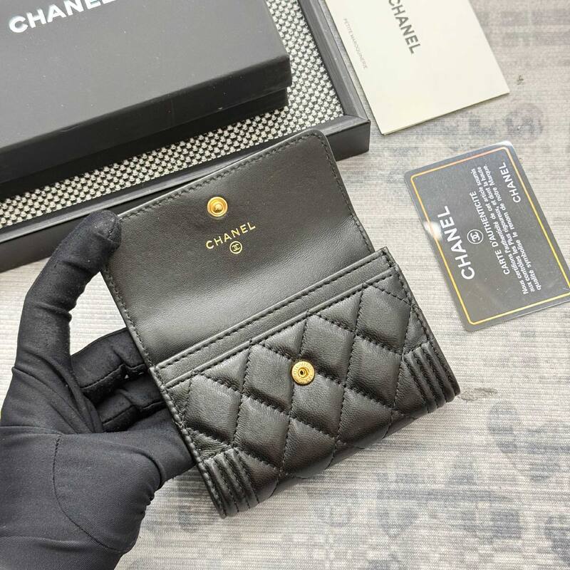 Chanel Boy Black 11x8 wallet — 1:1 Replica