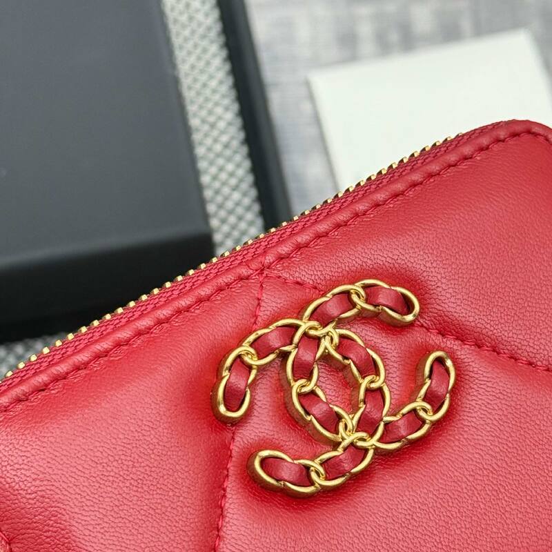 Chanel Red everyday — Premium Replica