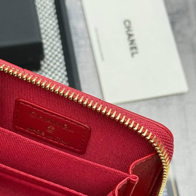 Chanel Red everyday — Premium Replica