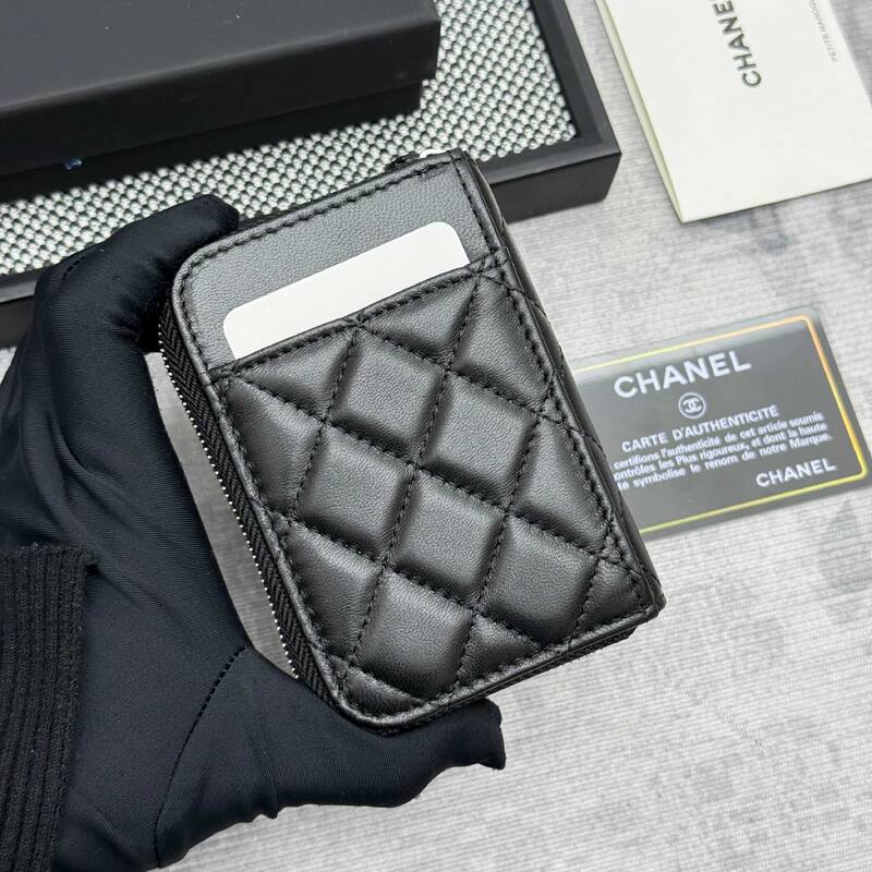 Chanel Black lambskin card holder — AAA Quality Replica