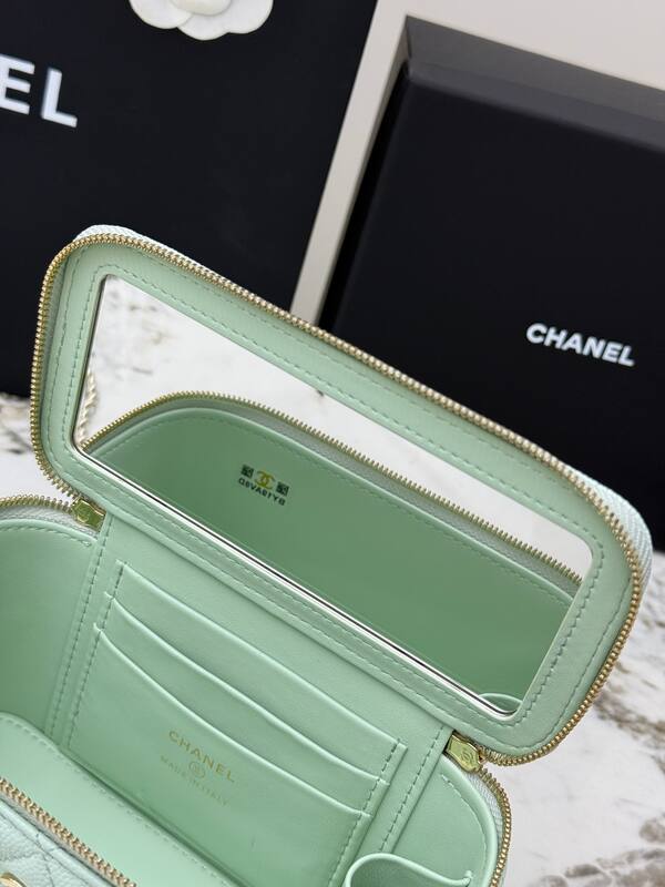 Chanel Mint green mini crossbody — Top Quality Replica