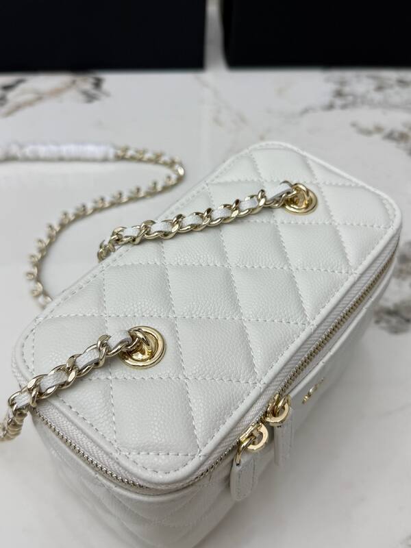 Chanel White mini crossbody — AAA Quality Replica