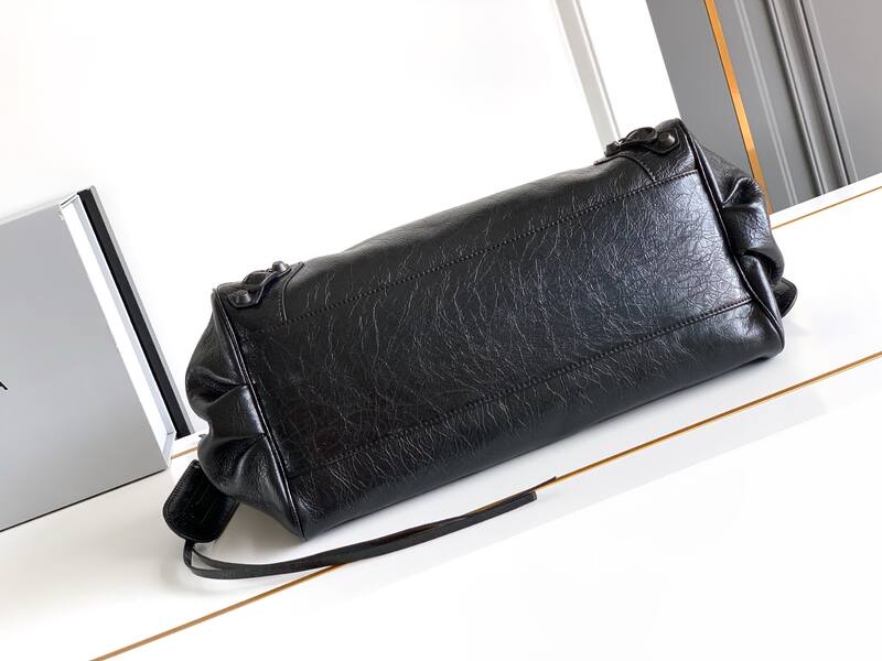 Balenciaga Black shoulder bag — AAA Quality Replica