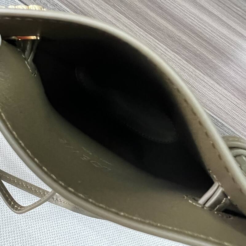 Loewe Green shoulder bag — 1:1 Replica