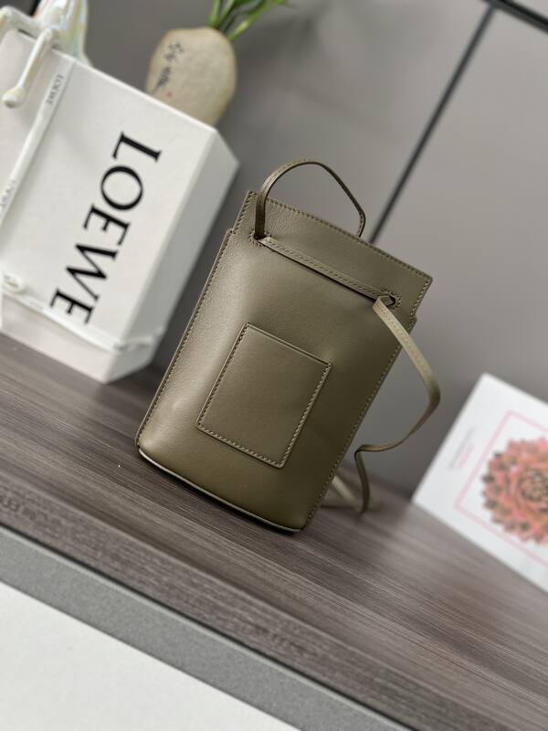 Loewe Green shoulder bag — 1:1 Replica