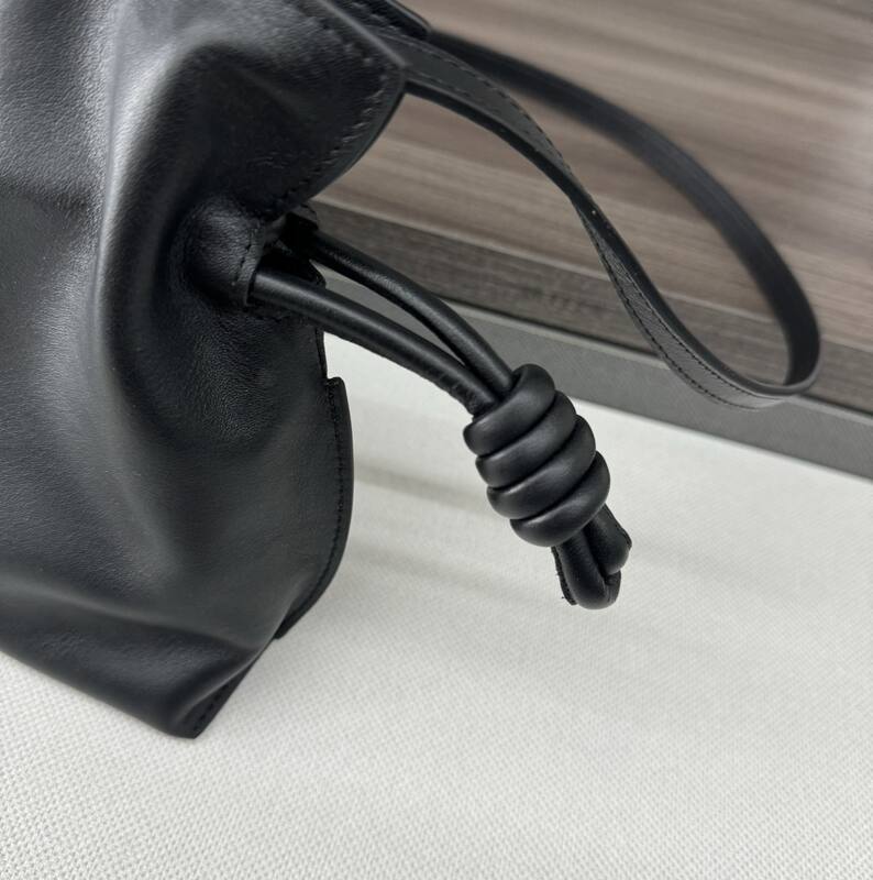 Loewe Black shoulder bag — Top Quality Replica
