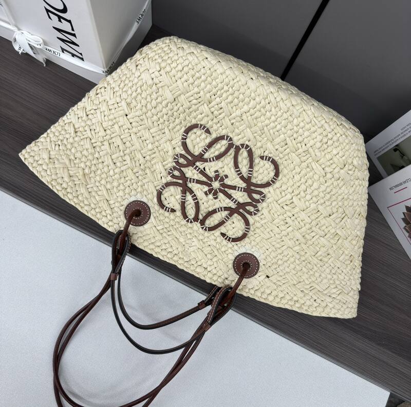 Loewe Brown shoulder bag — Premium Replica