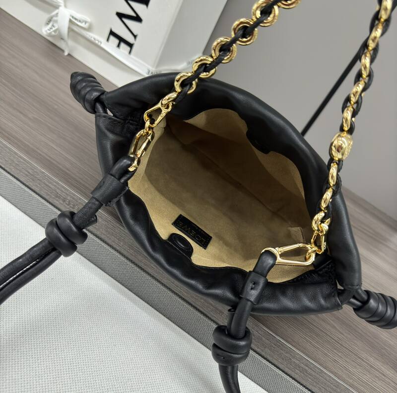 Loewe Black shoulder bag — Premium Replica