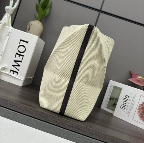Loewe Black shoulder bag Top Quality Replica