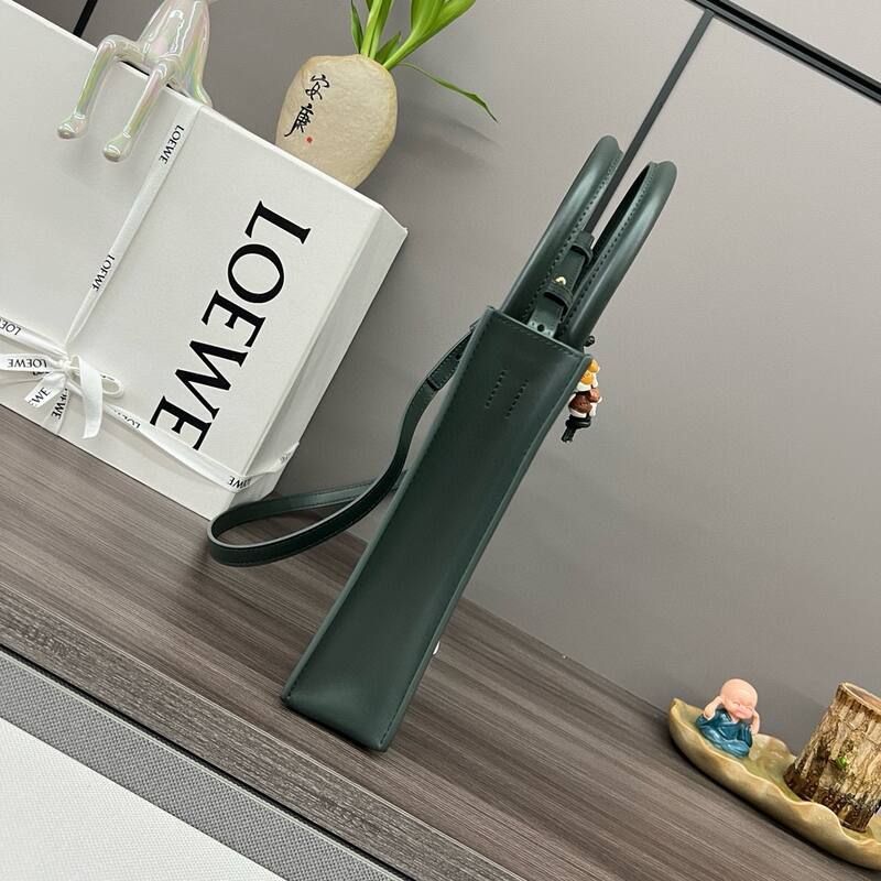 Loewe Green 25x18x10cm shoulder bag — 1:1 Replica