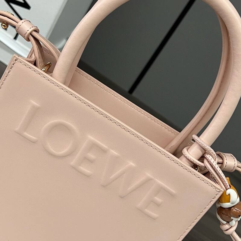 Loewe Pink 25x18x10cm shoulder bag — Top Quality Replica