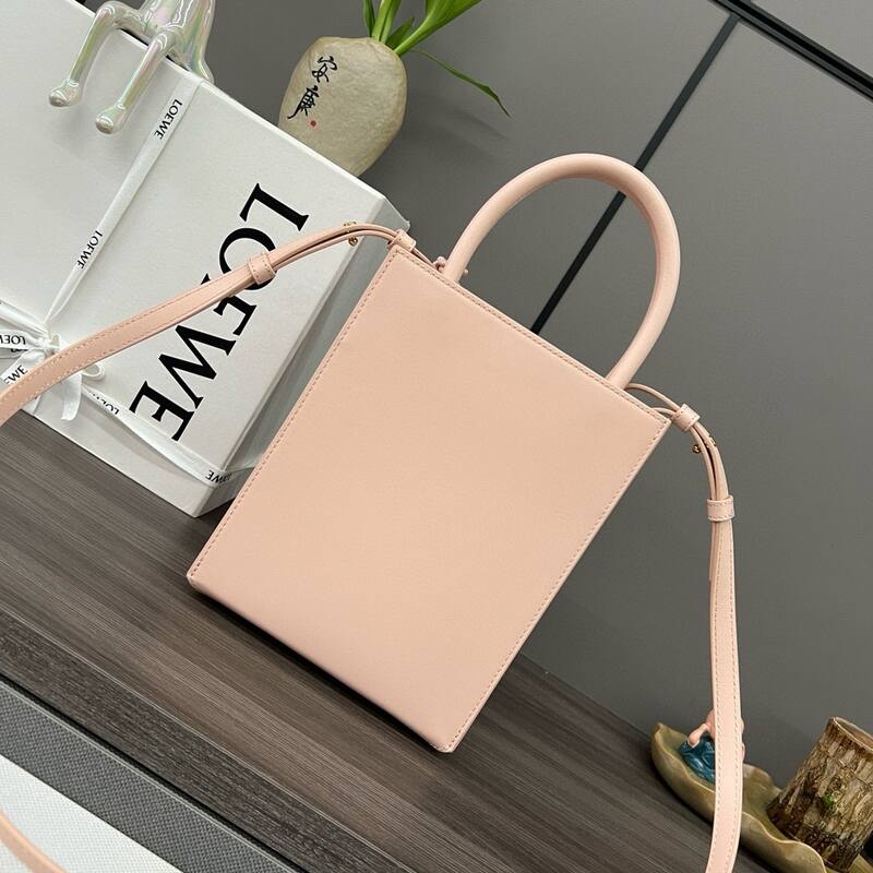 Loewe Pink 25x18x10cm shoulder bag — Top Quality Replica