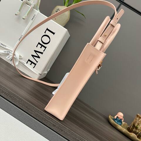 Loewe Pink 25x18x10cm shoulder bag Top Quality Replica