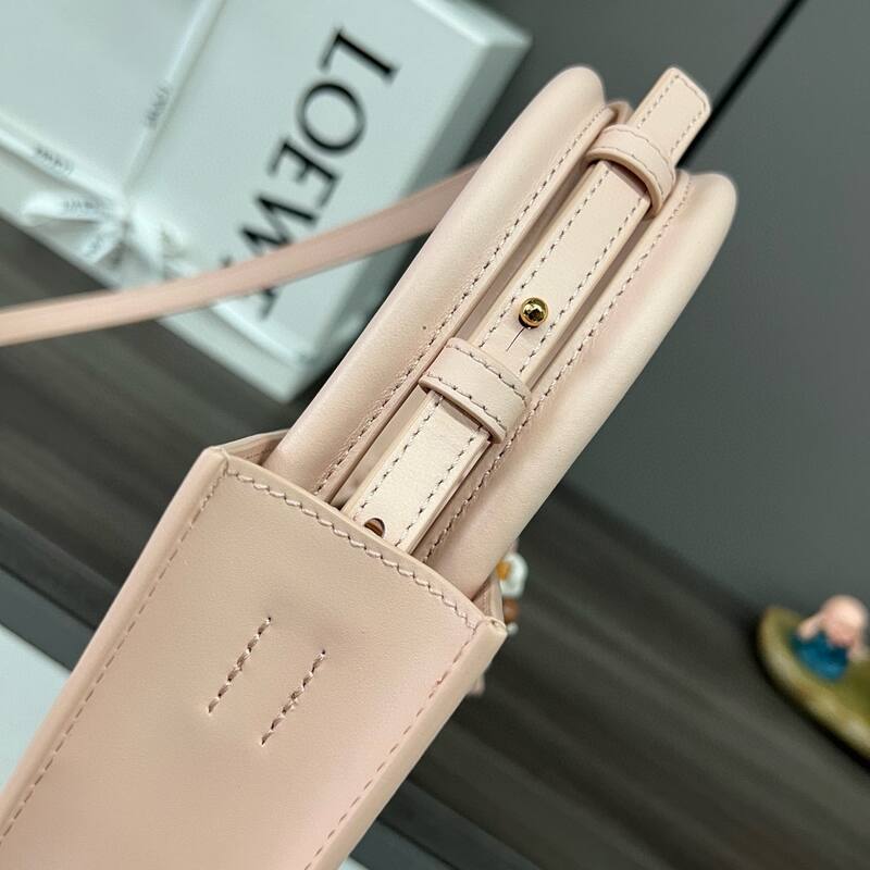 Loewe Pink 25x18x10cm shoulder bag — Top Quality Replica