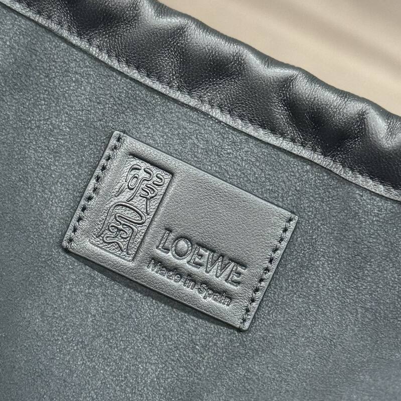 Loewe Black 25x18x10cm shoulder bag — 1:1 Replica