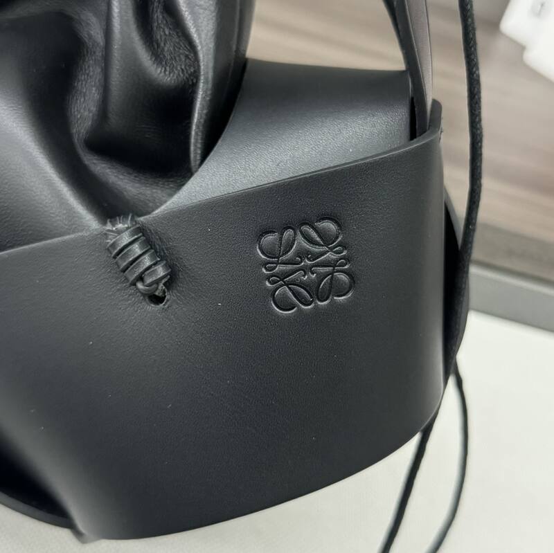 Loewe Black 25x18x10cm shoulder bag — 1:1 Replica