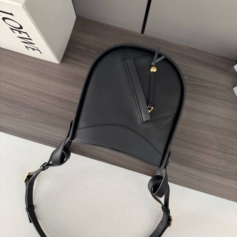 Loewe Black shoulder bag — 1:1 Replica