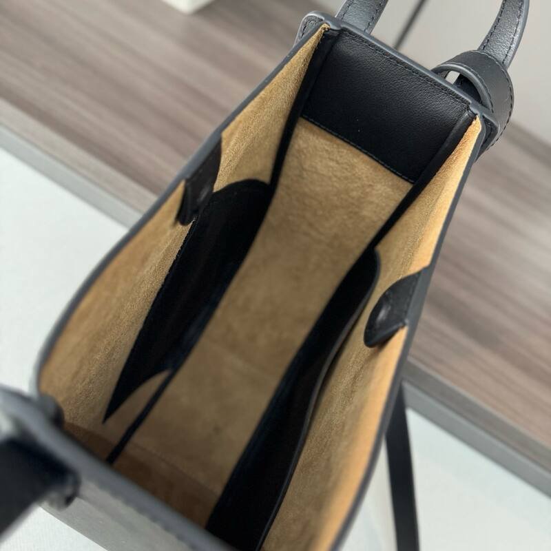 Loewe Black shoulder bag — 1:1 Replica