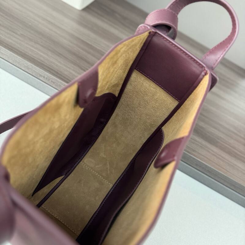 Loewe shoulder bag — Premium Replica