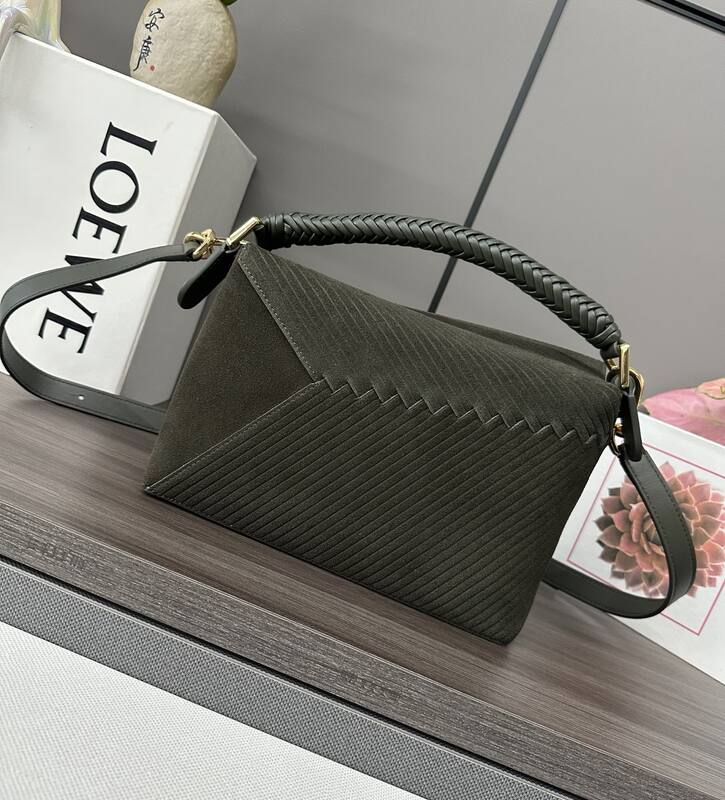 Loewe Green 25x18x10cm shoulder bag — Top Quality Replica