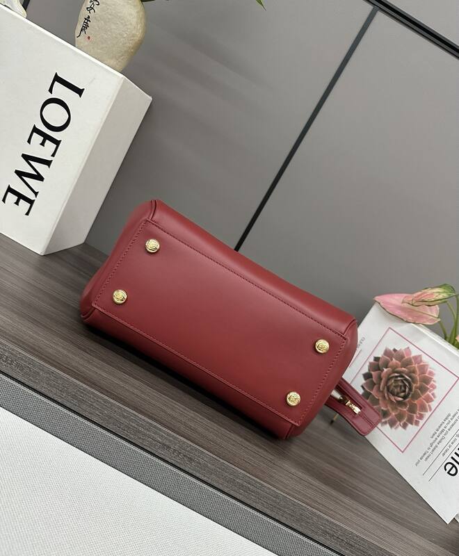 Loewe shoulder bag — AAA Quality Replica